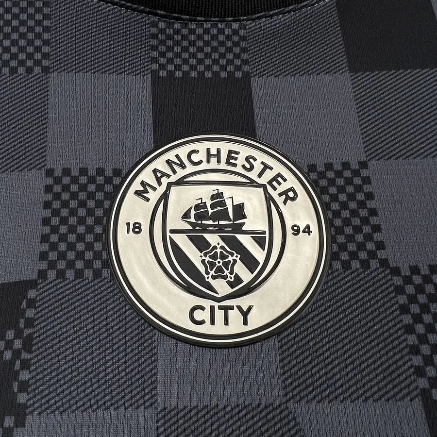 Manchester City Edition LV 24/25