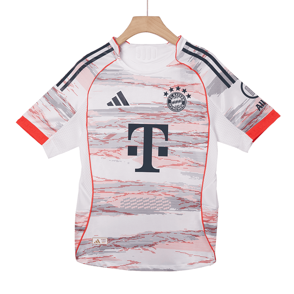 Munich Extérieur Maillot 2025/26 Blanc Joueur