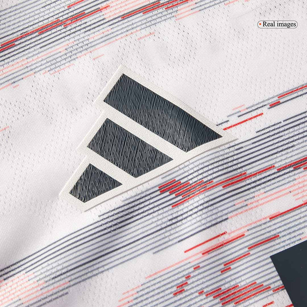UPAMECANO #2 Munich Extérieur Maillot 2025/26 Blanc Joueur