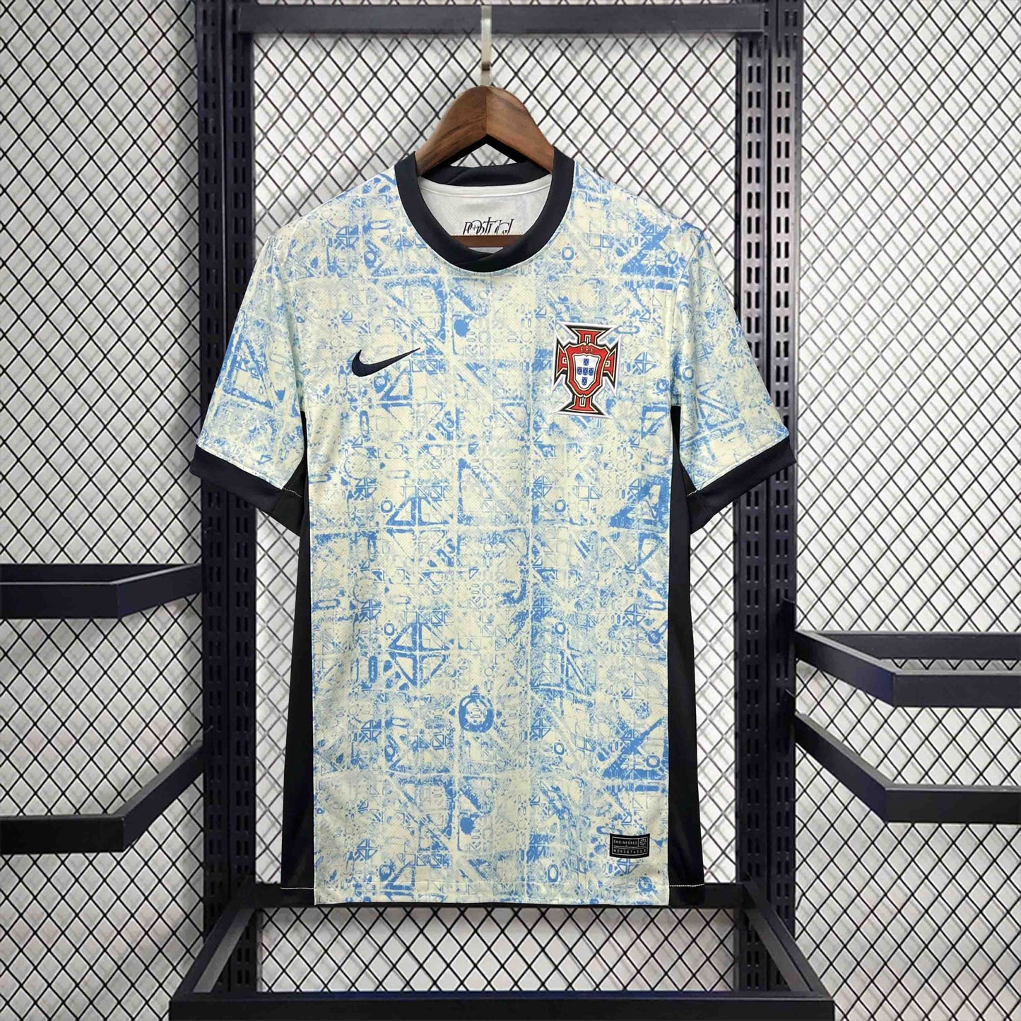 Portugal away 24/25