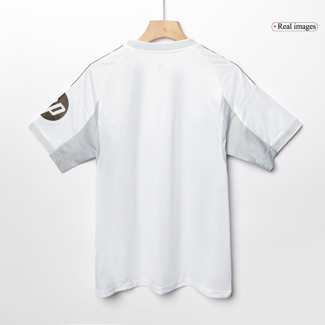 VALVERDE #8 Real Madrid Domicile Maillot 2025/26