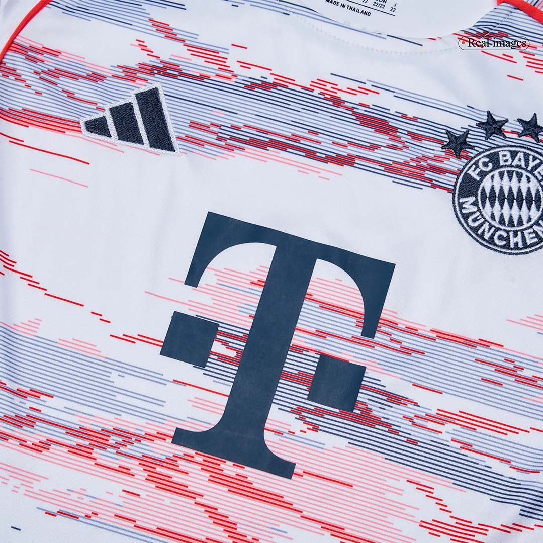 Munich Extérieur Maillot Kit 2025/26 Enfant Blanc