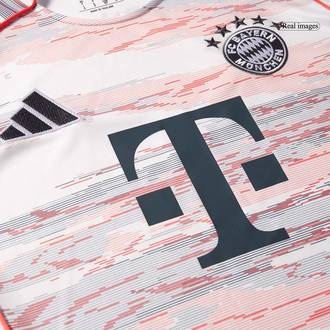 Munich Extérieur Maillot Kit 2025/26 Blanc
